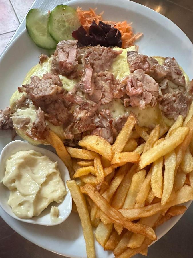 Kota A La Ferme Hotel Beaufort-en-Argonne ภายนอก รูปภาพ